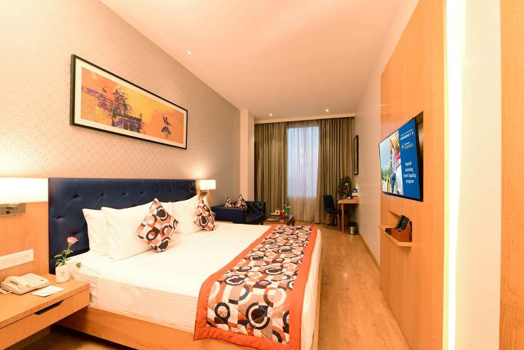 Surestay By Best Western Model Town Амритсар Номер фото